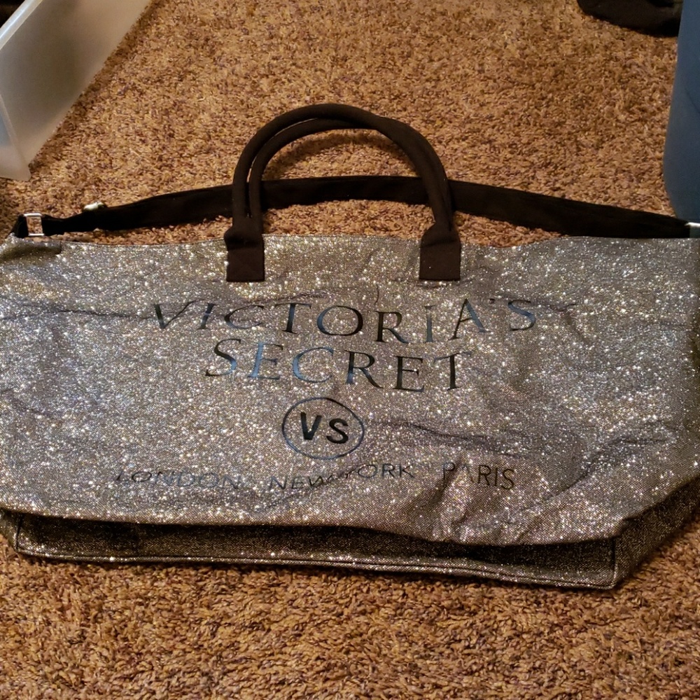 VS sparkle bag. Any reasonable offer!!!
